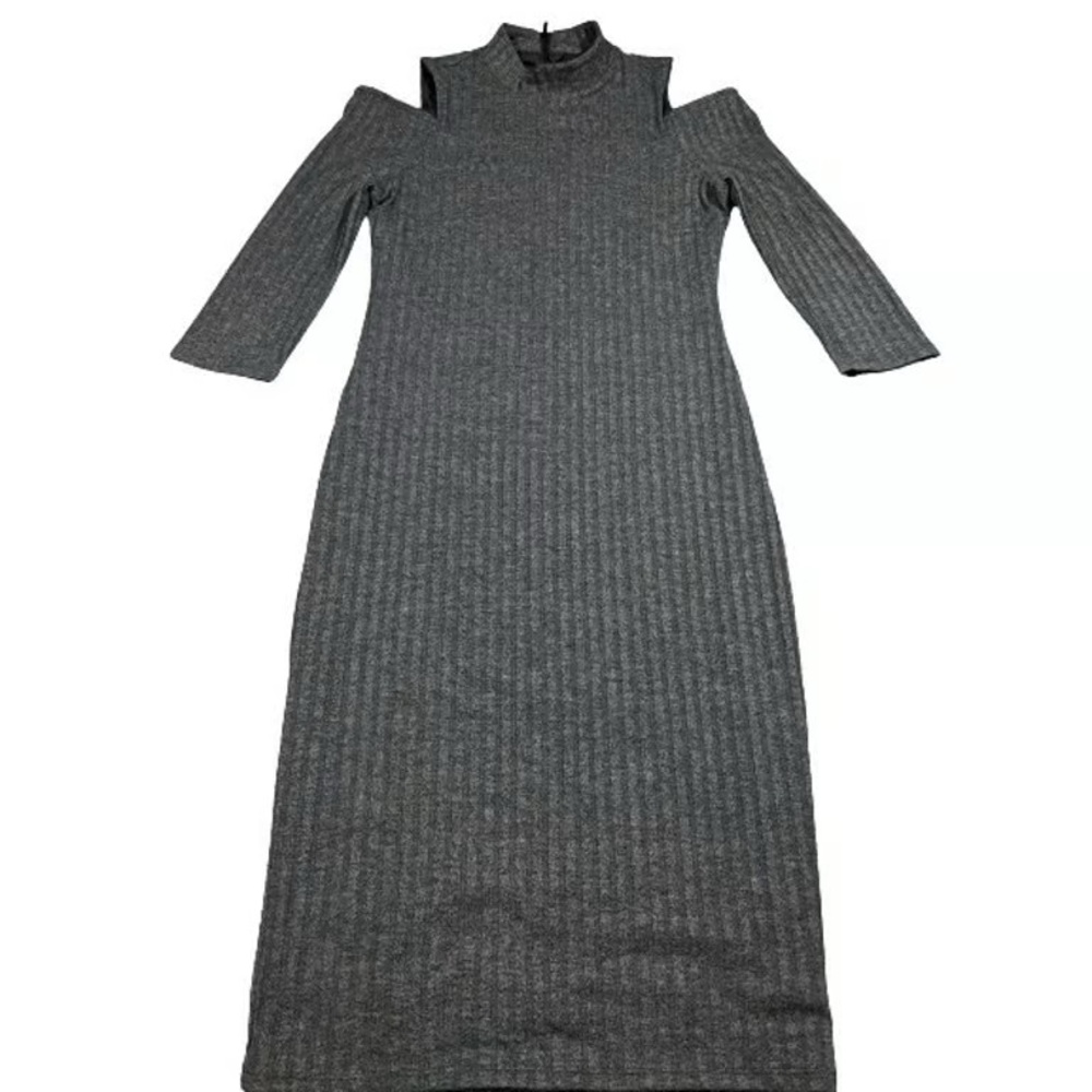 Cold-Shoulder Ribbed Knit Maxi Dress - Gray